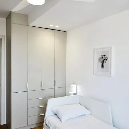 Apartment Crispi Luxury & Spacious Apt-sour Sisters Apts *